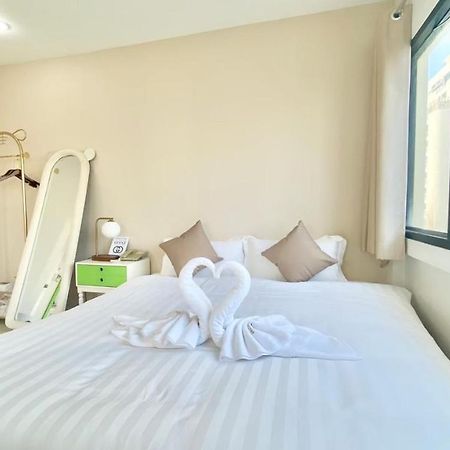 Abcyq Hotel Bangkok Exterior photo